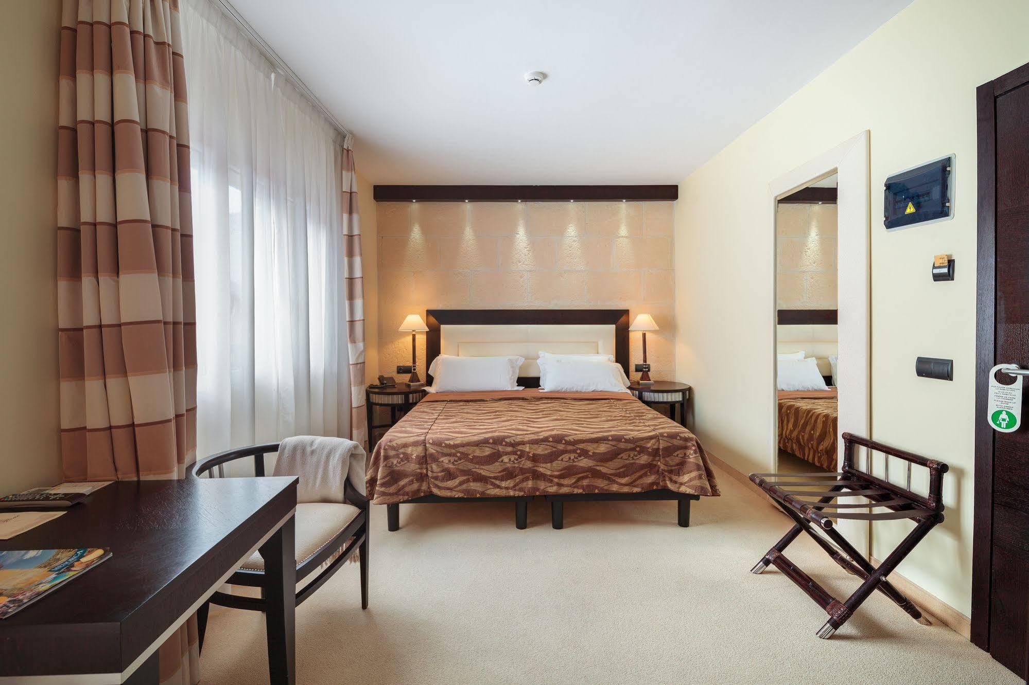 Hotel San Miguel Mahón Dış mekan fotoğraf